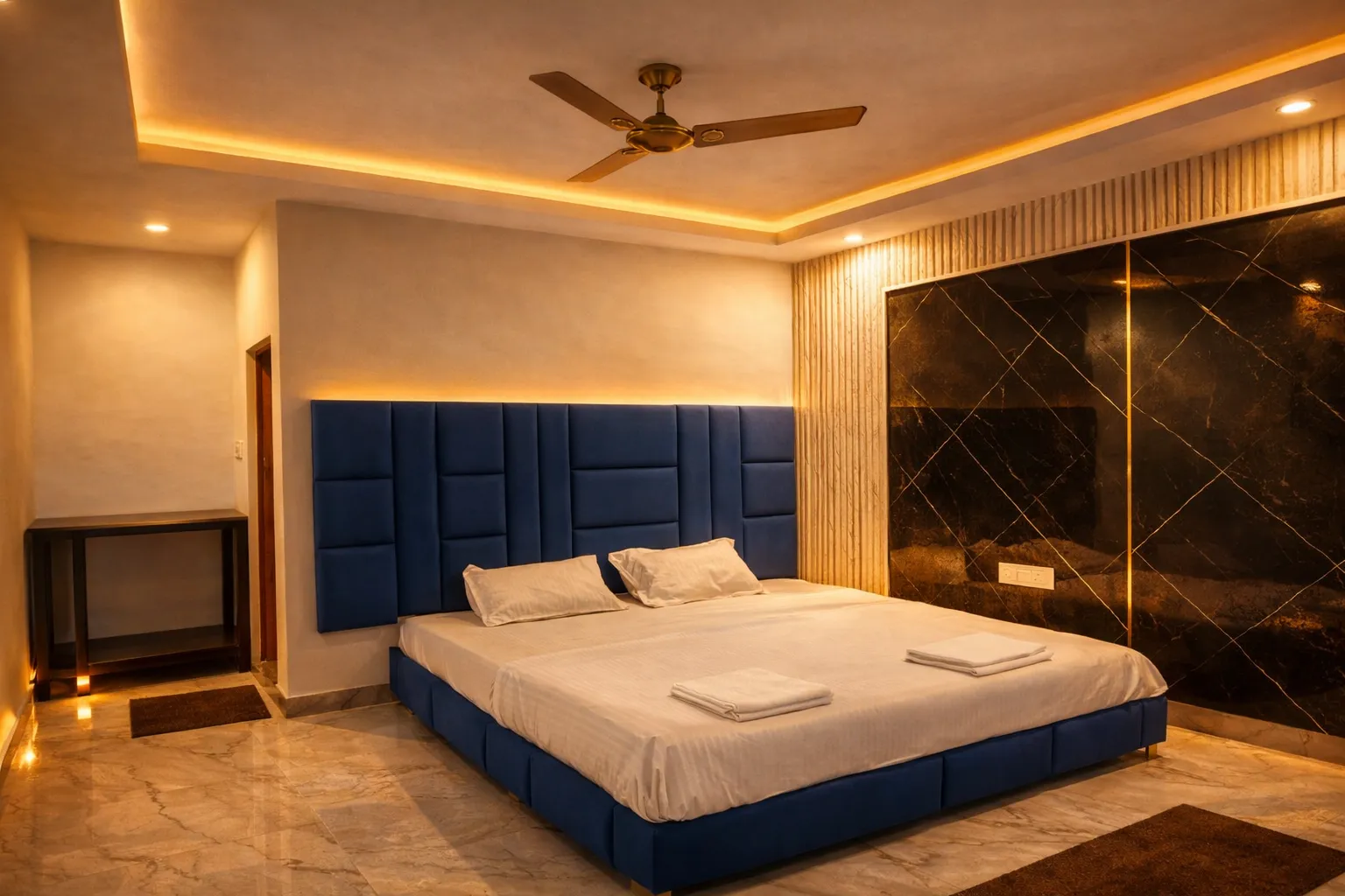 Scenic Riverside Room in Rishikesh