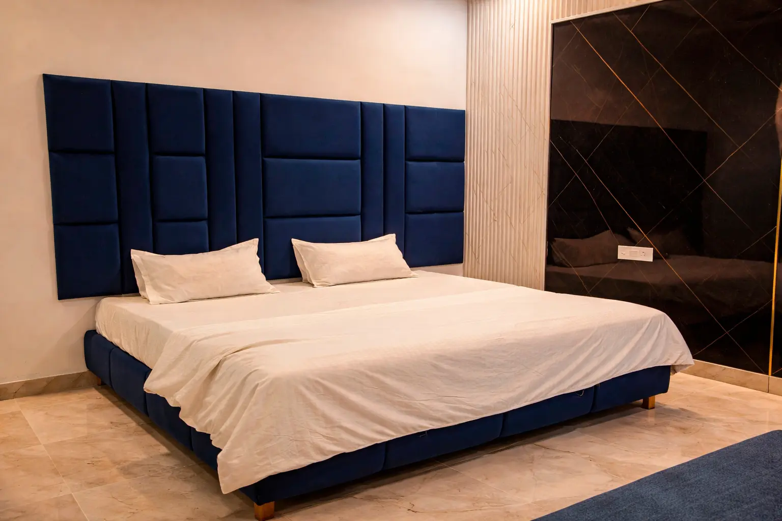 Grand Riverside Cottage in Rishikesh